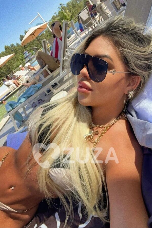 Passionate Amanda from Rishon LeZion